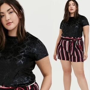 Torrid Snakeskin Print Burnout Velvet Black Top Size 10 Animal Print